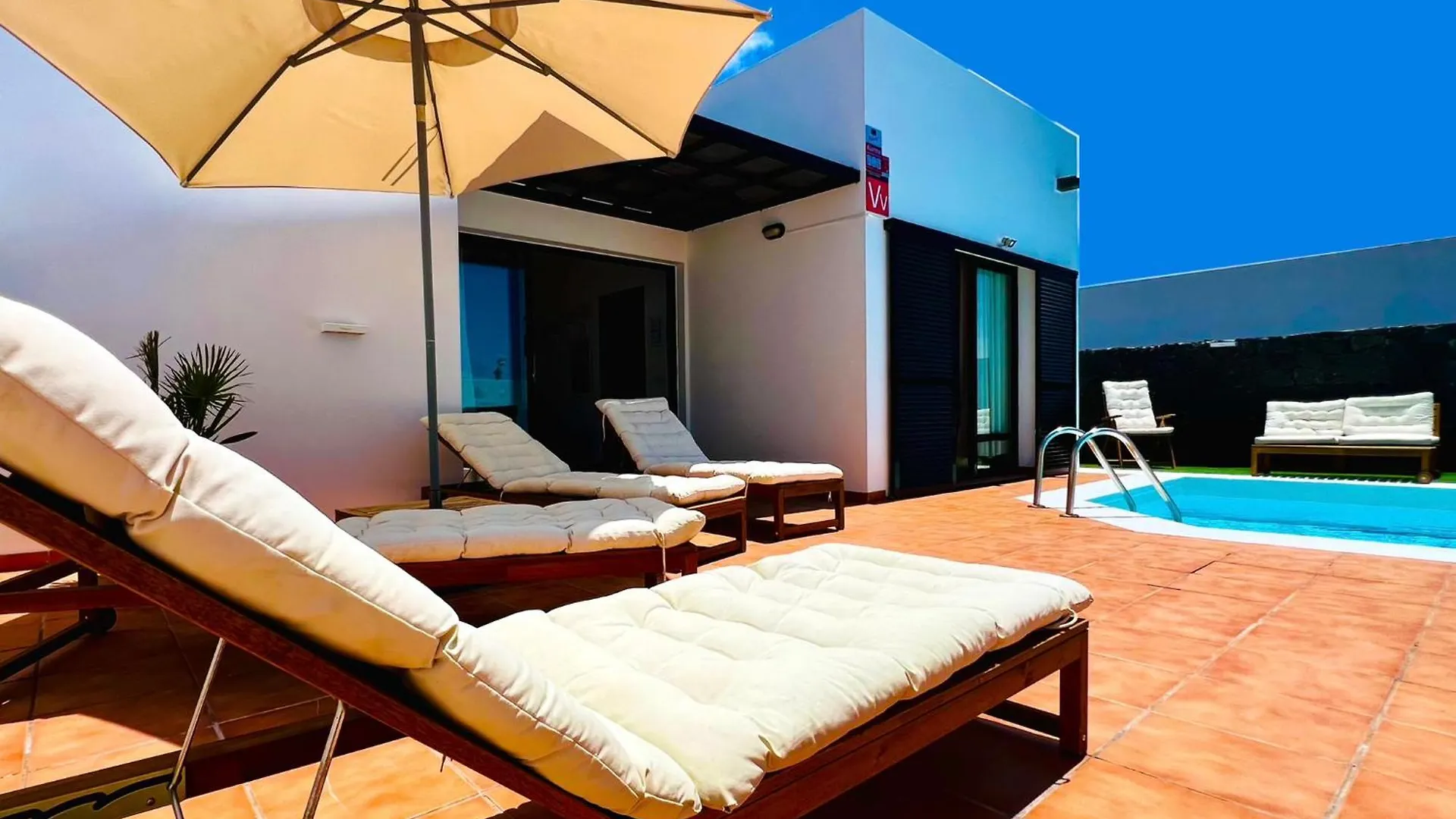 El Salto 37 - Rinnovata 2023, Piscina Riscaldata, Sole Tutto Il Giorno! Wi-Fi, Massima Privacy, Ottima Posizione Playa Blanca  0*, Playa Blanca (Lanzarote) Spanien
